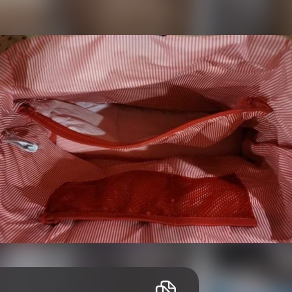 The Hershel Supply Co Brand Large Shopper Tote - Picture 3 of 3